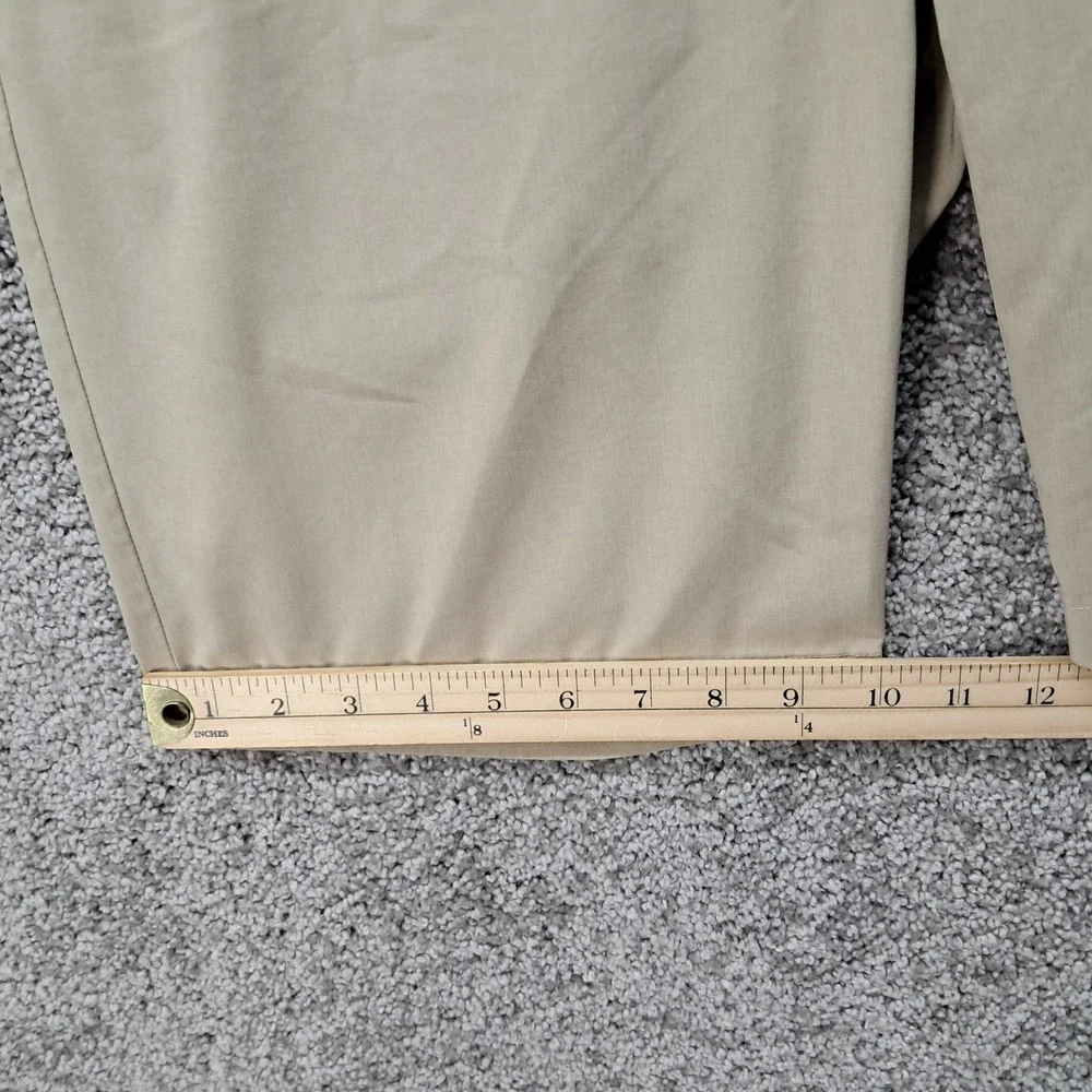RSQ Mens Mid-Length Hybrid Shorts Tan Khaki Size 30 Above Knee Stretch 8104